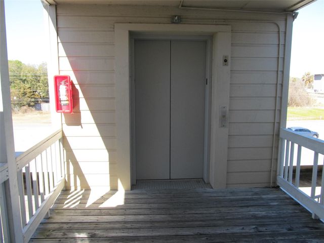 4747 Nasa Parkway 309, Seabrook, TX 77586