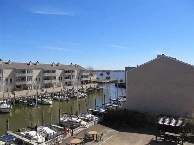 4747 Nasa Parkway 309, Seabrook, TX 77586