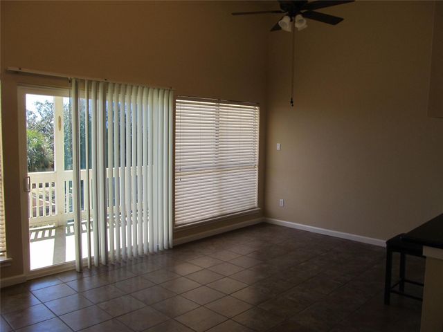 4747 Nasa Parkway 309, Seabrook, TX 77586