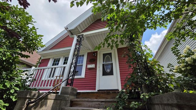 2650 N Fratney STREET, Milwaukee, WI 53212