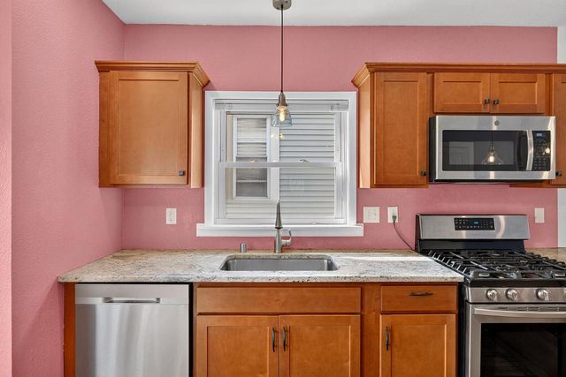 2650 N Fratney STREET, Milwaukee, WI 53212
