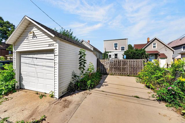 2650 N Fratney STREET, Milwaukee, WI 53212