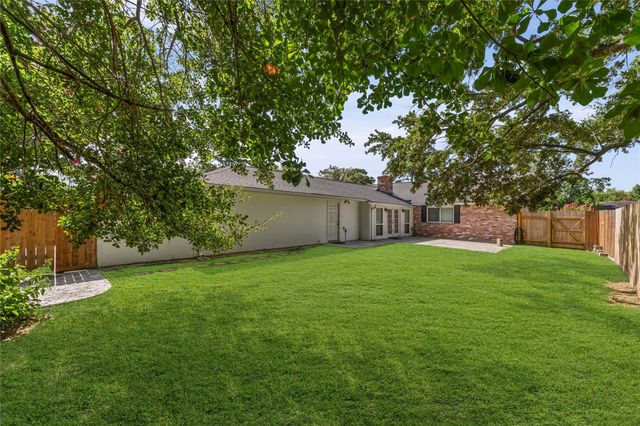 3202 Greenham Court, Spring, TX 77388