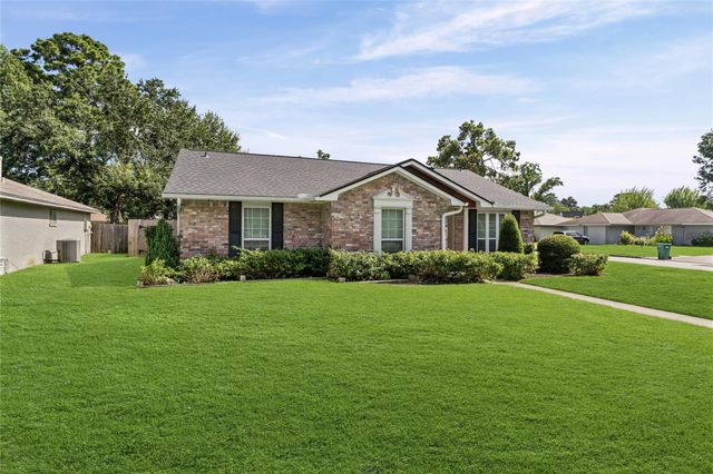 3202 Greenham Court, Spring, TX 77388