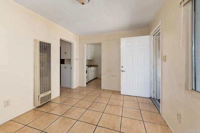 4728 , 4730 Myrtle Avenue, San Diego, CA 92105