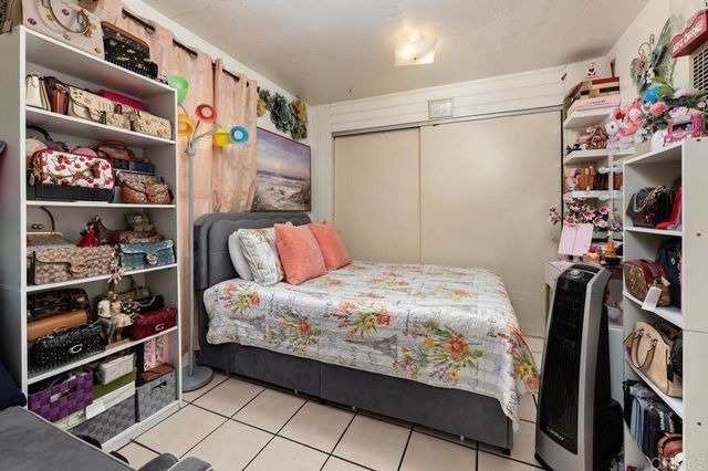 4728 , 4730 Myrtle Avenue, San Diego, CA 92105