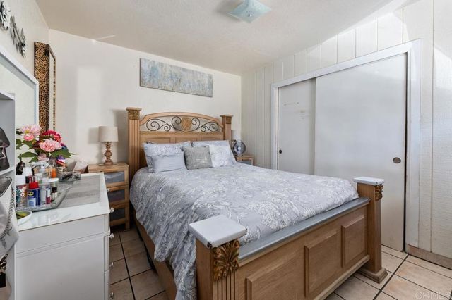 4728 , 4730 Myrtle Avenue, San Diego, CA 92105