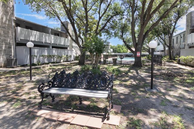 10835 Braes Bend Drive, Houston, TX 77071