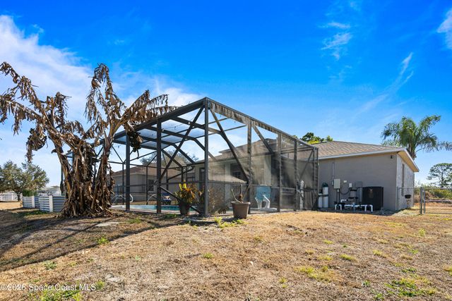 1401 Palau Street SE, Palm Bay, FL 32909