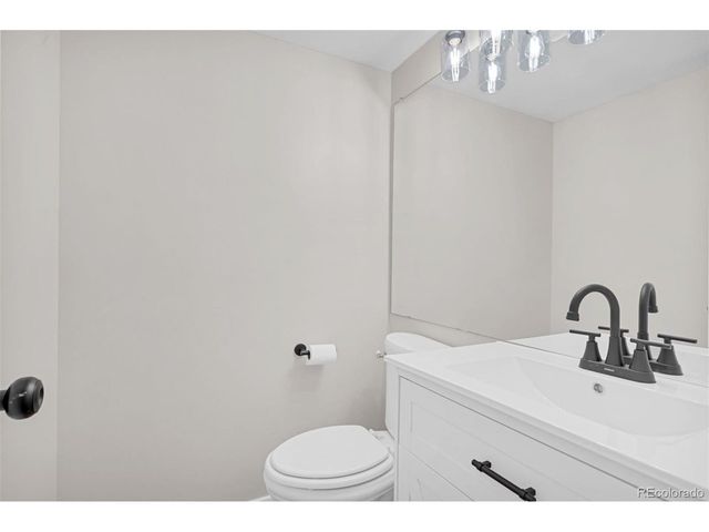 3718 S Espana Way 5, Aurora, CO 80013