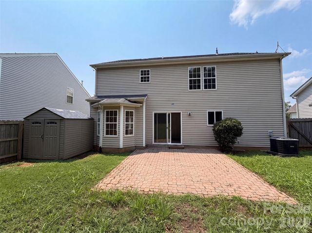 5714 Waverly Lynn Lane, Charlotte, NC 28269