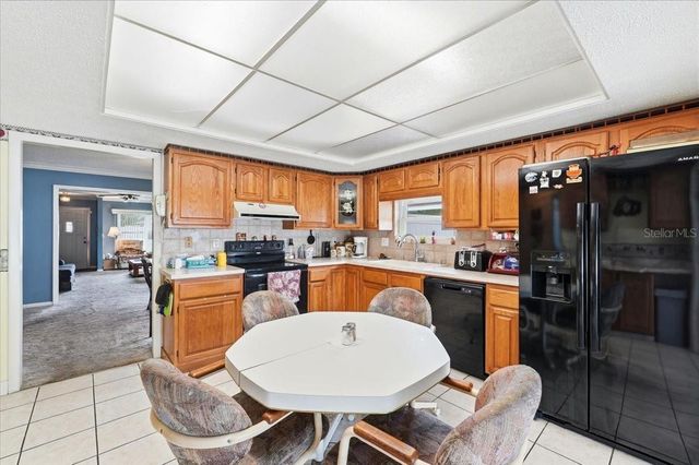 912 E HERON CIRCLE, Winter Haven, FL 33884