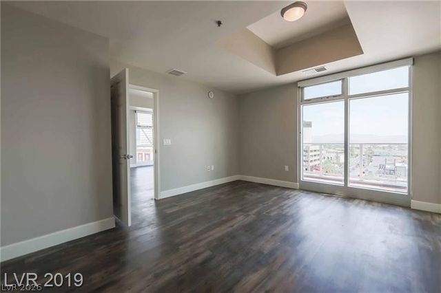 150 North LAS VEGAS Boulevard 804, Las Vegas, NV 89101