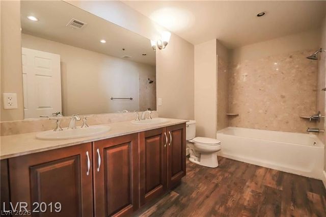 150 North LAS VEGAS Boulevard 804, Las Vegas, NV 89101