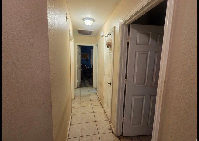 2727 W Ridgeview Circle, Kaufman, TX 75142