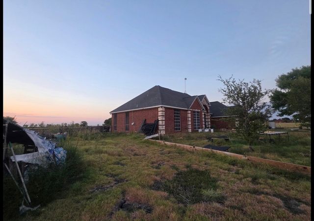 2727 W Ridgeview Circle, Kaufman, TX 75142