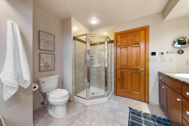 387 W Juniper DRIVE, Grafton, WI 53024