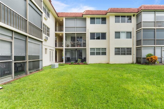 9420 S Hollybrook Lake Dr 206, Pembroke Pines, FL 33025