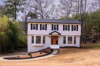 3821 Oxford Way, Marietta, GA 30062