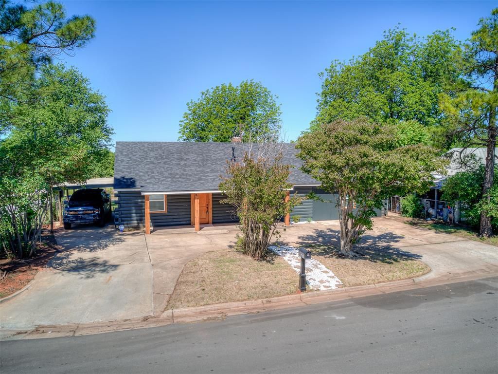 821 SE Grand Boulevard, Oklahoma City, OK 73129