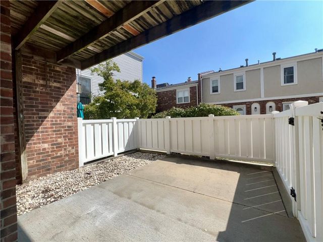 10120 W 96th Street A, Overland Park, KS 66212