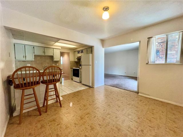 10120 W 96th Street A, Overland Park, KS 66212