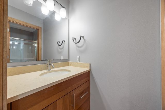 200 Auburn East Lane, Coralville, IA 52241