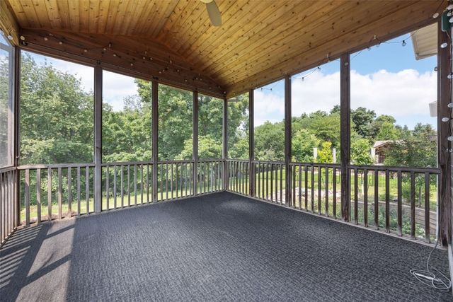 200 Auburn East Lane, Coralville, IA 52241