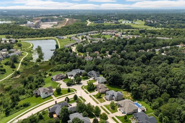 200 Auburn East Lane, Coralville, IA 52241