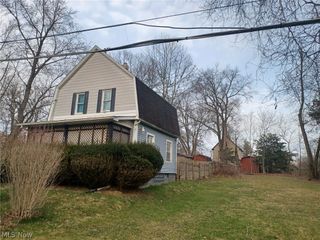 819 Lyden Avenue, Youngstown, OH 44505
