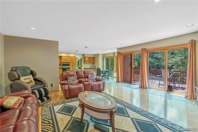 4305 Hepatica Hill Road, Pompey, NY 13104