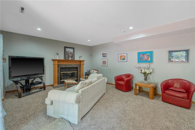 4305 Hepatica Hill Road, Pompey, NY 13104