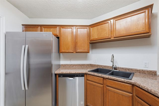 641 Green Mountain Road, Burleson, TX 76028