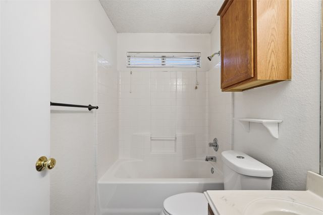 641 Green Mountain Road, Burleson, TX 76028