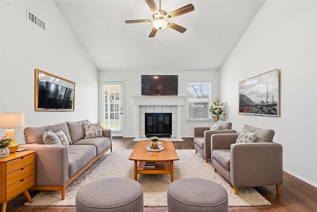 641 Green Mountain Road, Burleson, TX 76028