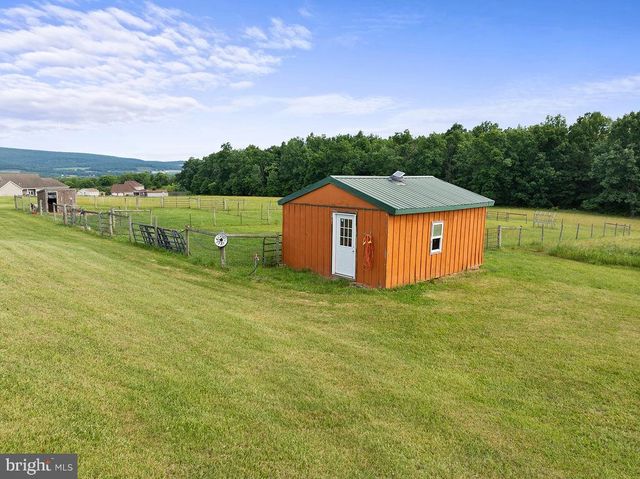 1435 KNOXLYN ORRTANNA RD, Orrtanna, PA 17353