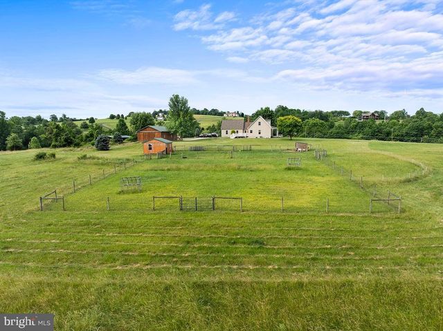 1435 KNOXLYN ORRTANNA RD, Orrtanna, PA 17353