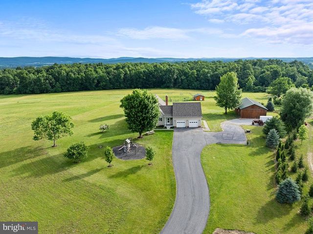 1435 KNOXLYN ORRTANNA RD, Orrtanna, PA 17353