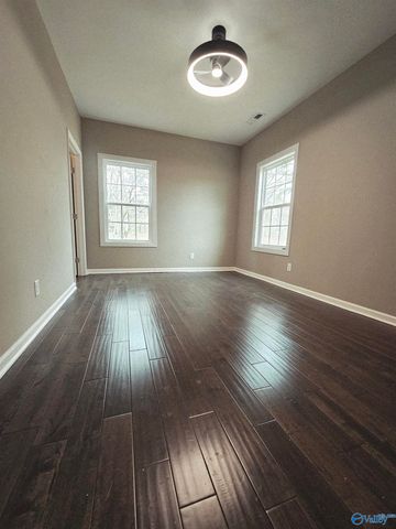 214 Crystal Creek Drive, New Market, AL 35761