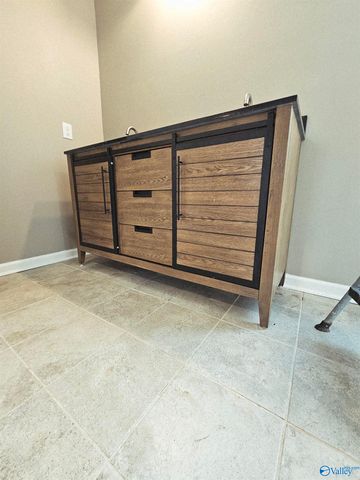 214 Crystal Creek Drive, New Market, AL 35761