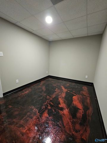 214 Crystal Creek Drive, New Market, AL 35761