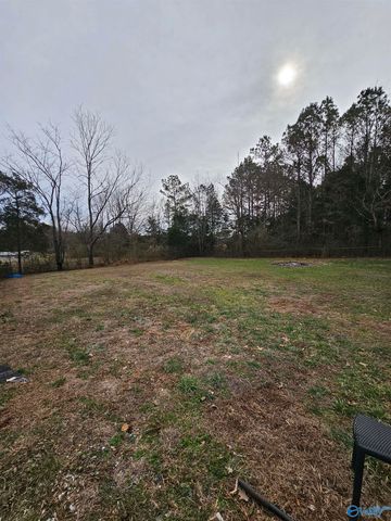 214 Crystal Creek Drive, New Market, AL 35761