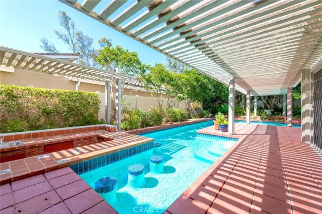 9 Teakwood, Irvine, CA 92612