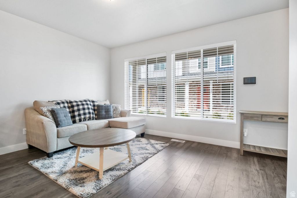 Image 8 of property listing at 1166 S 200 E, Spanish Fork, UT 84660