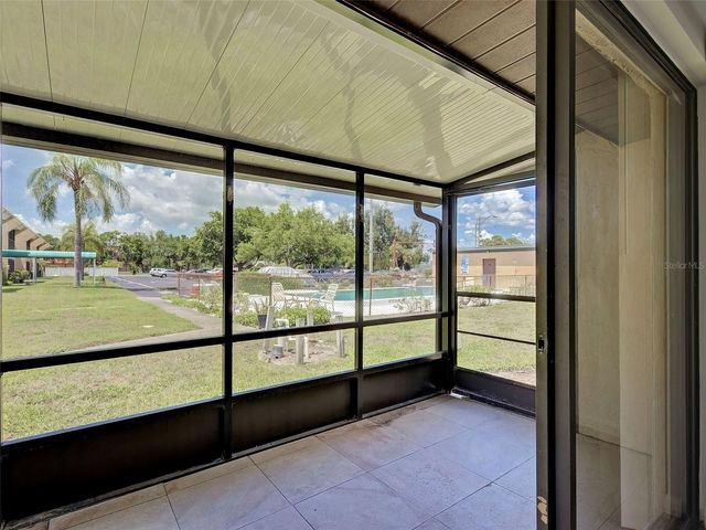 499 ALBEE FARM ROAD V11, Venice, FL 34285