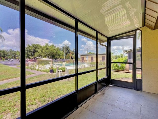 499 ALBEE FARM ROAD V11, Venice, FL 34285