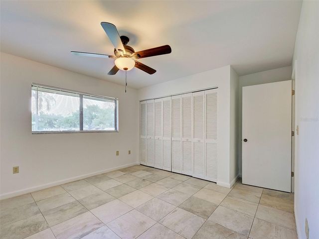 499 ALBEE FARM ROAD V11, Venice, FL 34285