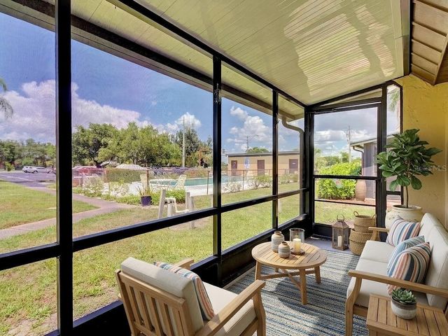 499 ALBEE FARM ROAD V11, Venice, FL 34285