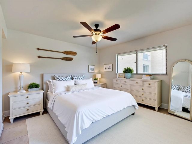 499 ALBEE FARM ROAD V11, Venice, FL 34285