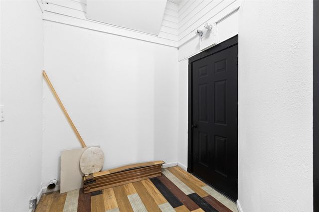 327 S Robb Street, Trinity, TX 75862